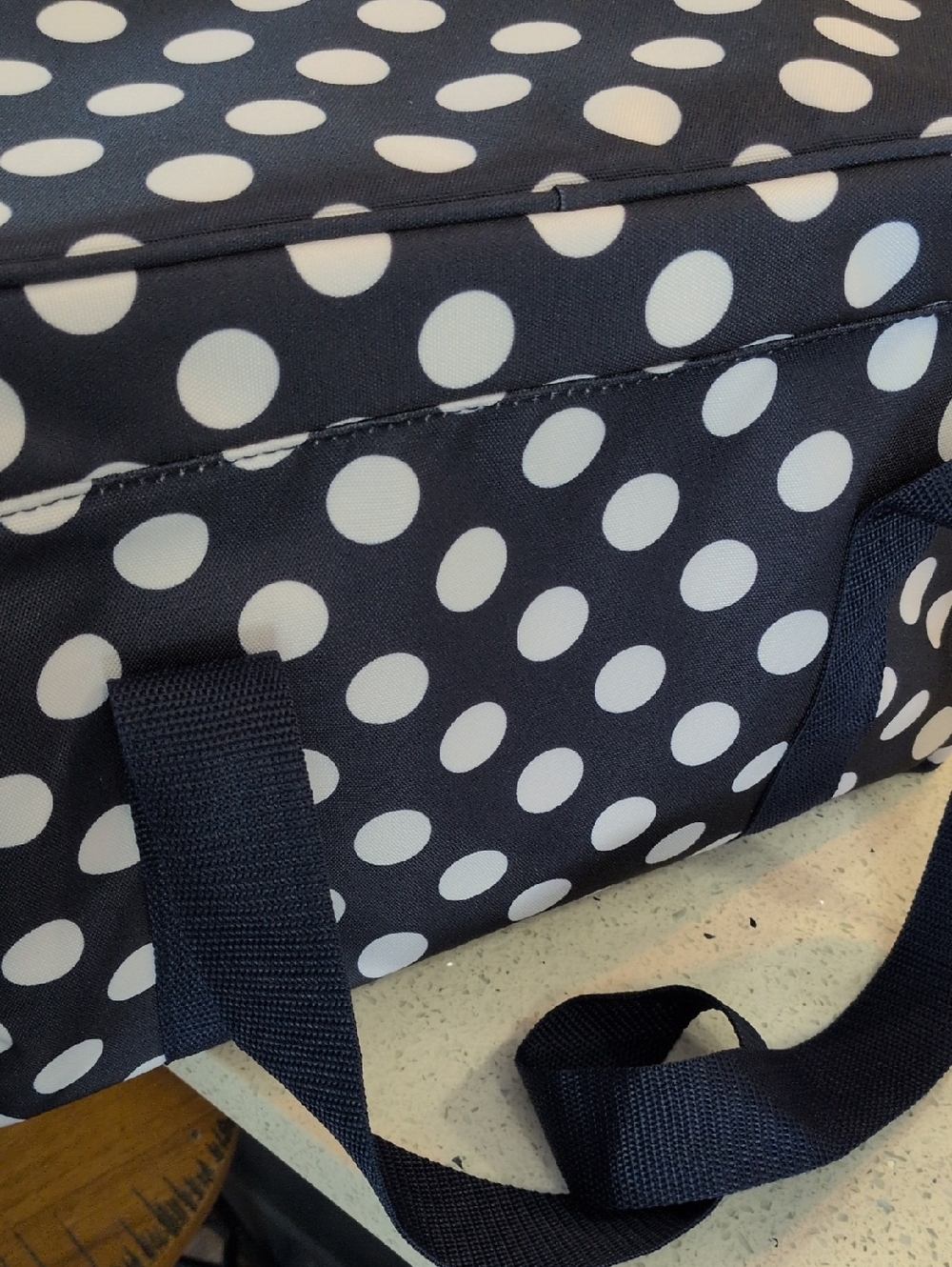 KATE SPADE Navy and White Polka Dot COOLER BAG New With Tags - Picture 5 of 6